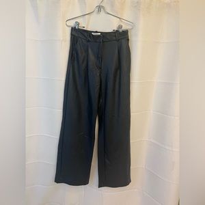 H&M NWT faux leather trousers - size 6